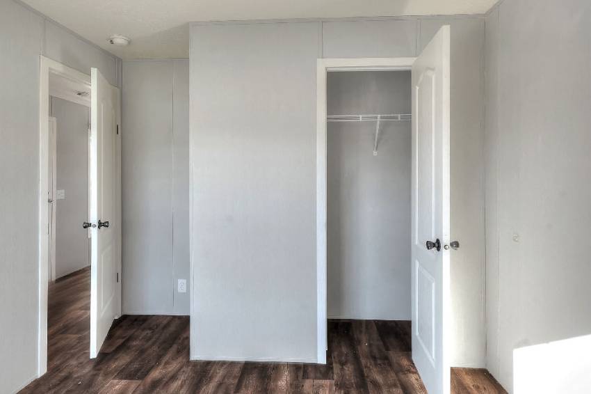 60 Kent Drive a Winter Haven, FL Mobile or Manufactured Home for Sale